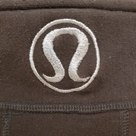 Lulu Older Style hoodie - Picture 3 of 4